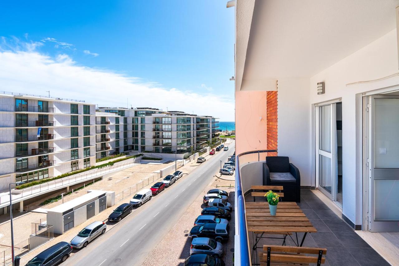 Beachfront Apartment In Armacao Armação de Pêra Buitenkant foto